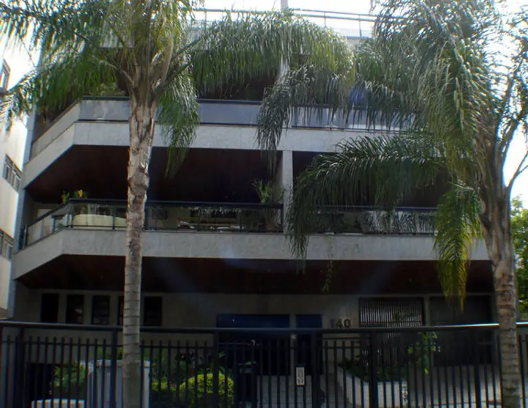 Fachada do Edificio Residencial Praia do Recreio