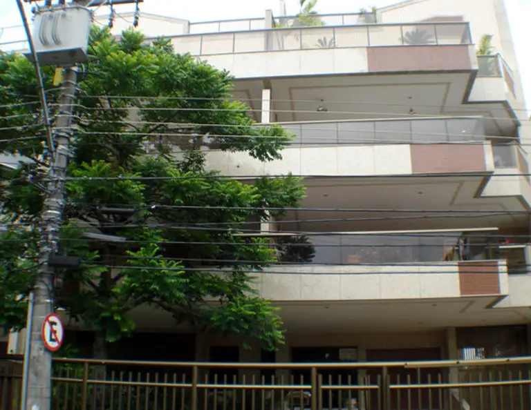 Fachada do Edificio Residencial Cristina Oliveira