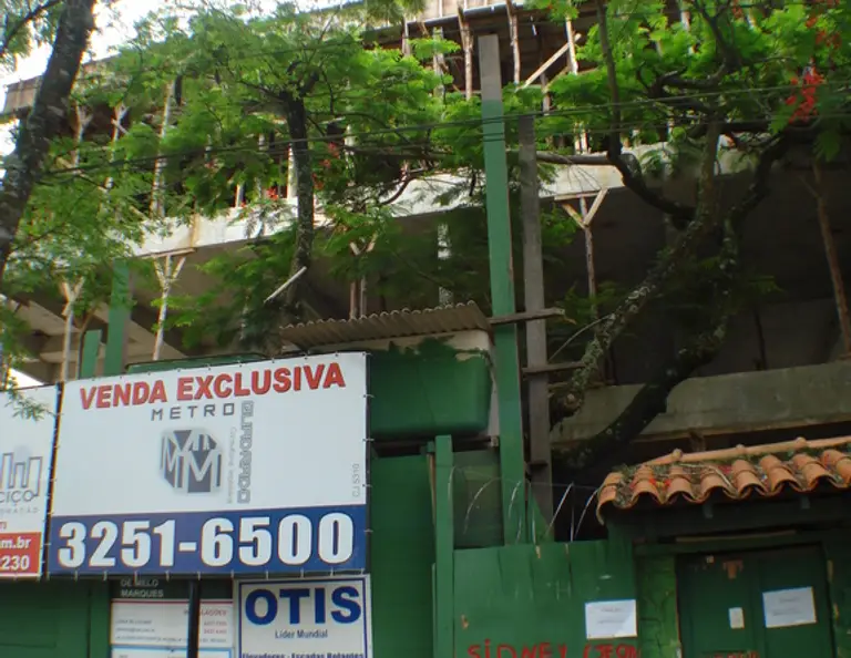 Fachada do Sidney Georg