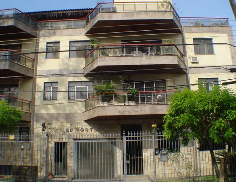 Fachada do Portuense I