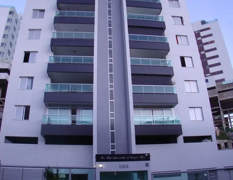Fachada do Residencial Professor Ariosvaldo de Campos Pires