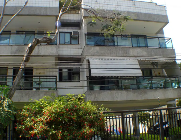 Fachada do Em Construcao do Ed Residencial Charles Lind