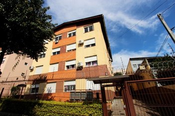 apartment em Rua Professor Pedro Santa Helena, Jardim do Salso - Porto Alegre - RS