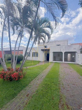 house em Rua Joaquim Cláudio Fernandes, Jardim Karaíba - Uberlândia - MG