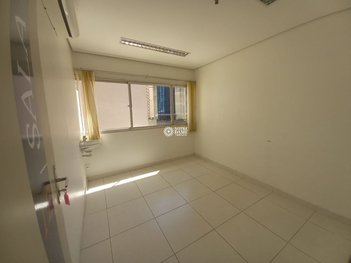 office em Avenida Álvares Cabral, Lourdes - Belo Horizonte - MG