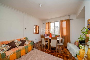 apartment em Rua General Andrade Neves, Centro Histórico - Porto Alegre - RS