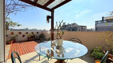 apartment em Rua Dona Adda Mascarenhas de Moraes, Jardim Itu - Porto Alegre - RS