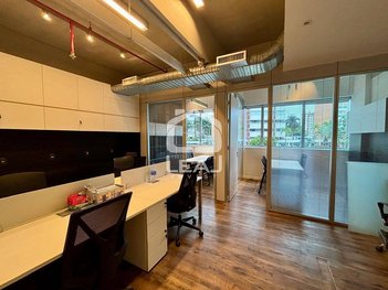 office em Rua Jandiatuba, Vila Andrade - São Paulo - SP