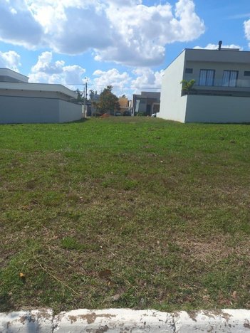 land_lot em Rua Doutor Carlos de Campos, Centro - Monte Mor - SP