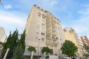 apartment em Rua Buenos Aires, Batel - Curitiba - PR