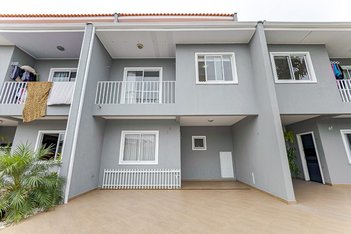 house em Rua Professor Antônio Martins Franco, Novo Mundo - Curitiba - PR