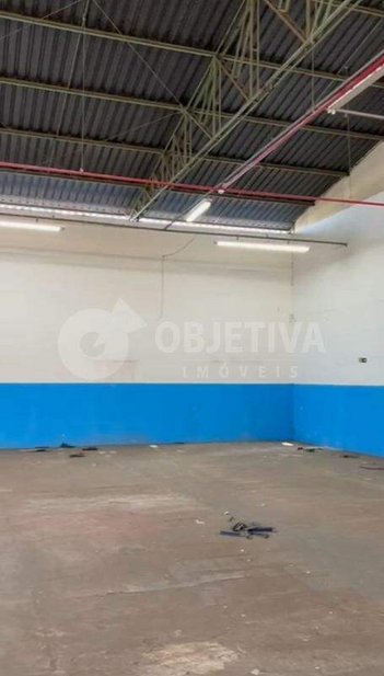 industrial em Avenida José Andraus Gassani, Distrito Industrial - Uberlândia - MG