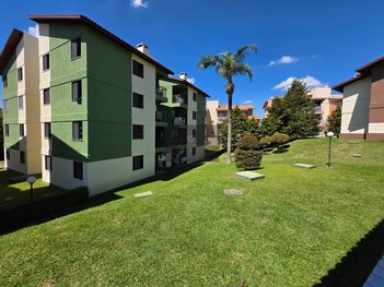 apartment em Rua Izaac Ferreira da Cruz, Pinheirinho - Curitiba - PR