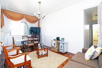 apartment em Rua São Carlos, Floresta - Porto Alegre - RS