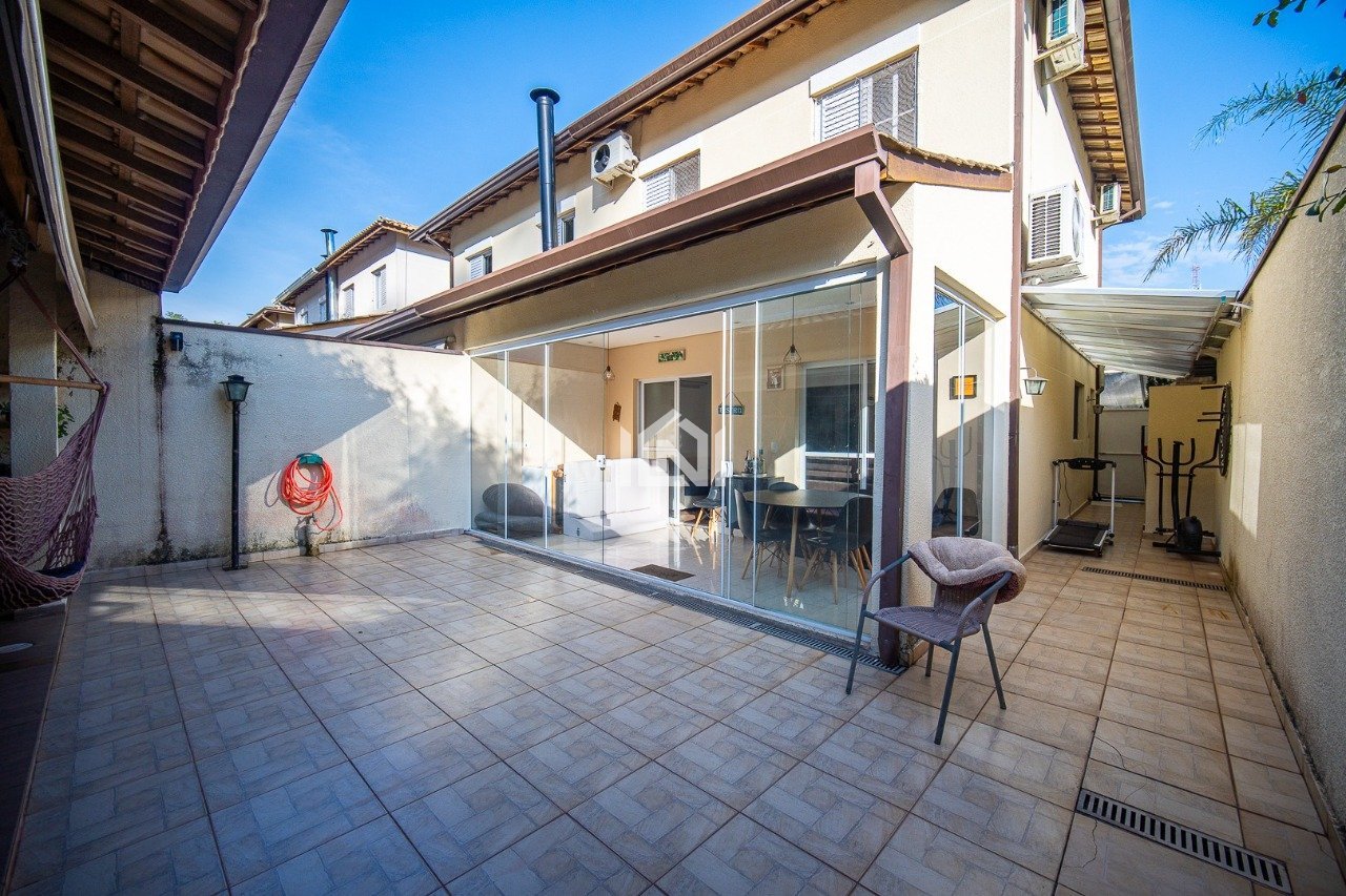 casa a venda no condominio sítio viana - area externa