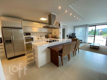 apartment em Avenida dos Dourados, Jurerê Internacional - Florianópolis - SC