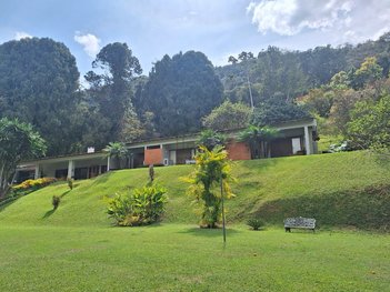 house em Estrada Ministro Salgado Filho, Cuiabá - Petrópolis - RJ