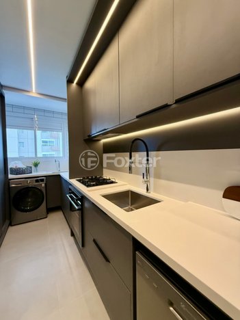 apartment em Avenida João Wallig, Passo da Areia - Porto Alegre - RS