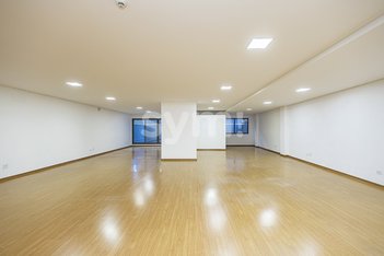 office em Avenida Paraná, Cabral - Curitiba - PR