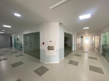 business em Avenida Brigadeiro da Silva Paes, Campinas - São José - SC