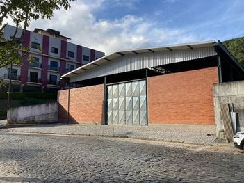 industrial em Rua Coronel Duarte da Silveira, Bingen - Petrópolis - RJ