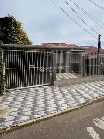 house em Rua João de Azevedo Barbosa Filho, São José - Canoas - RS