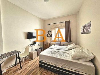 apartment em Avenida Nossa Senhora de Copacabana, Copacabana - Rio de Janeiro - RJ