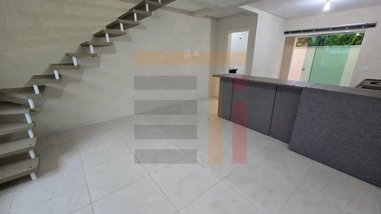 house em Servidão dos Anjos e Arcanjos, São João do Rio Vermelho - Florianópolis - SC