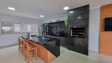 house em Rua Justino Miranda Camargo, Conjunto Residencial Jardim do Mirante - Botucatu - SP