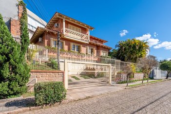 house em Rua de La Grange, Três Figueiras - Porto Alegre - RS