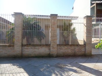house em Rua Conselheiro Brusque, Jardim Itu - Porto Alegre - RS