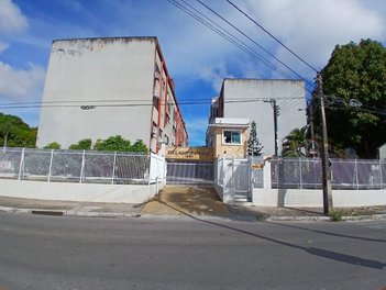 apartment em Avenida Luciano Carneiro, Vila União - Fortaleza - CE