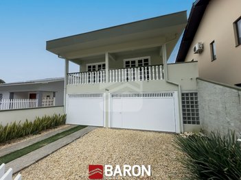 house em Rua Alberto Knop, Jardim Maluche - Brusque - SC