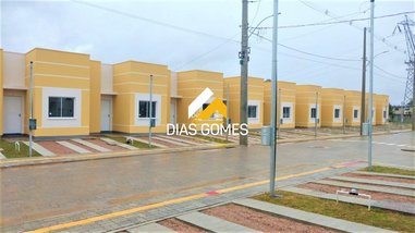 house em Rua Ernani Osmar Blaas, Três Vendas - Pelotas - RS