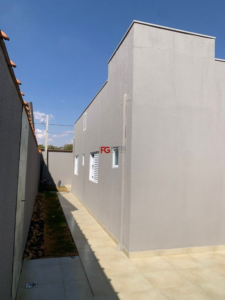 casa-a-venda-piscina-jardinopolis (5)