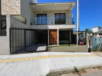 house em Rua Zulmira Rodrigues da Silva, Parque da Matriz - Cachoeirinha - RS