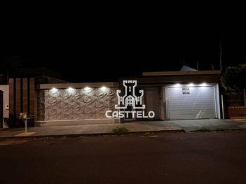 house em Avenida Goiás, Centro - Andirá - PR