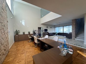 commercial_building em Rua Vinte e Um de Abril, Alto da Rua XV - Curitiba - PR