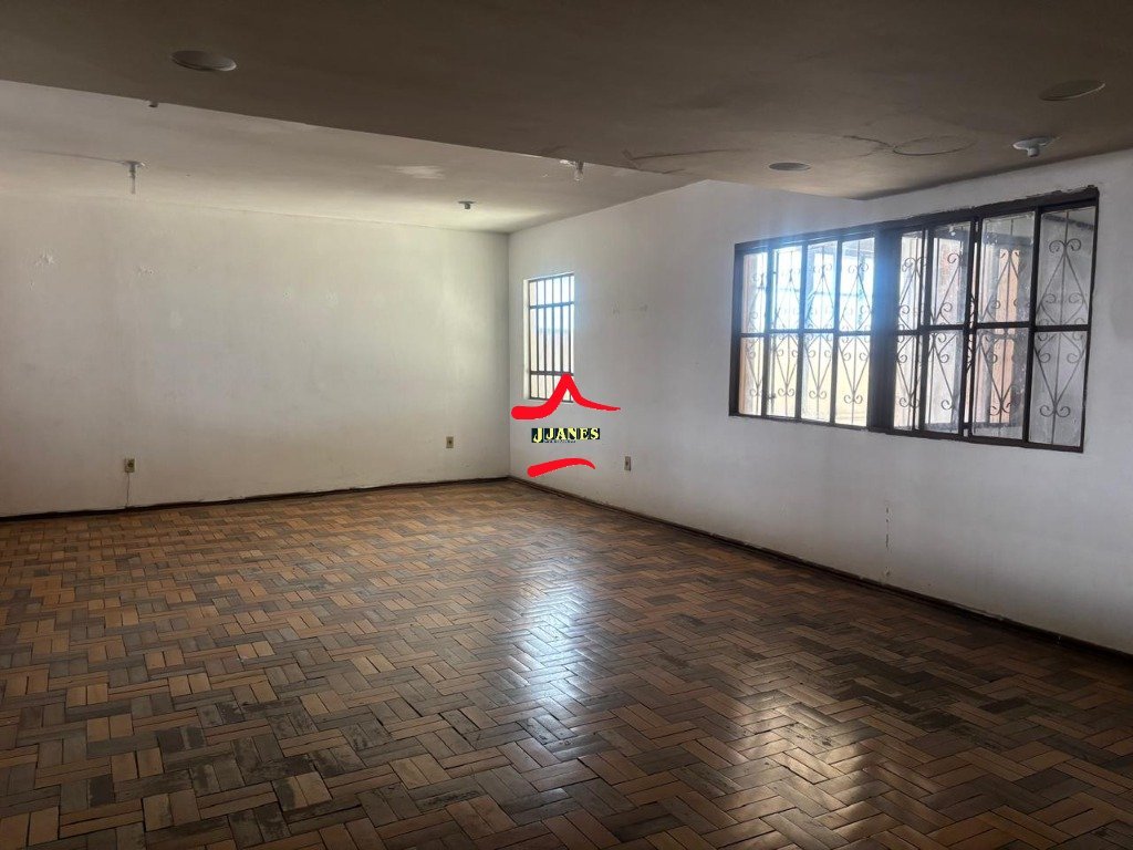 WhatsApp Image 2025-10-20 at 17.56