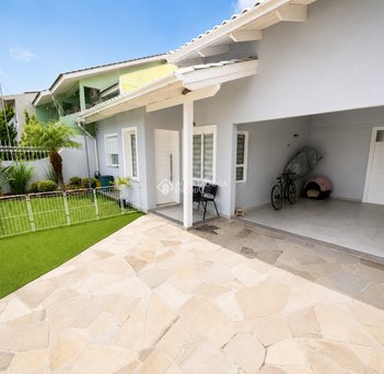 house em Rua Maringá, Parque da Matriz - Cachoeirinha - RS