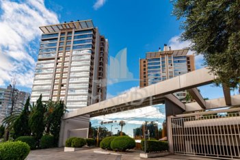 apartment em Avenida Ferdinand Kisslinger, Jardim Europa - Porto Alegre - RS