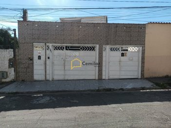 industrial em Rua Bento Vieira de Castro, Vila Santana - São Paulo - SP