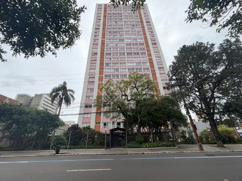 apartment em Rua Vinte e Quatro de Outubro, Moinhos de Vento - Porto Alegre - RS