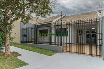 house em Rua Pioneiro Olímpio Forcelli, Jardim Itália II - Maringá - PR