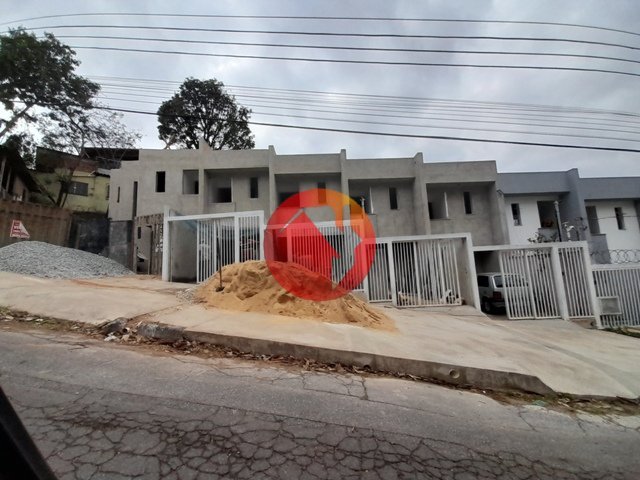 Casa com 3 quartos — Planalto, Belo Horizonte