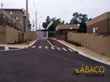 apartment em Rua Theodolina Modena Coca, Vila Rancho Velho - São Carlos - SP