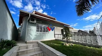 house em Rua Doutor Corrêa Coelho, Jardim Botânico - Curitiba - PR