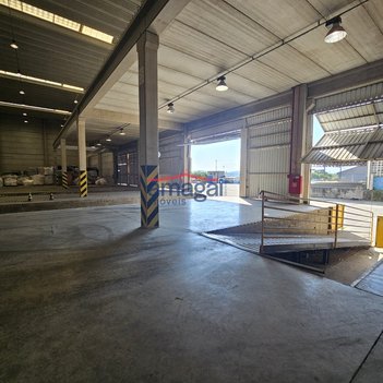 industrial em Avenida Getúlio Vargas, Jardim Califórnia - Jacareí - SP