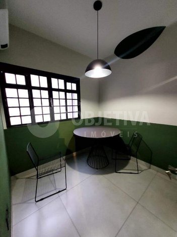 office em Rua José Nonato Ribeiro, Cazeca - Uberlândia - MG