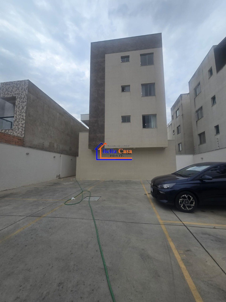 Apartamento com 2 quartos — Santa Mônica, Belo Horizonte